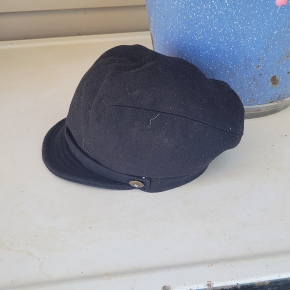 Hat - Picture 4 of 4